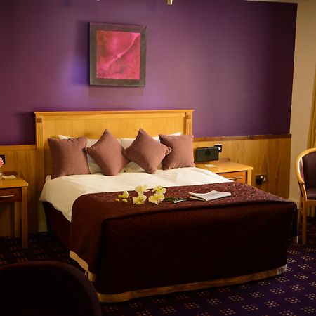 Bush Hotel County Leitrim Экстерьер фото